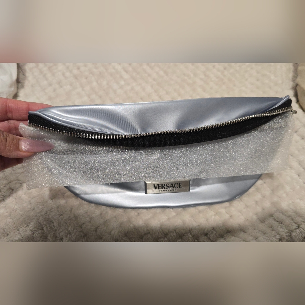 Versace Silver Fragrance Pouch Travel Bag - Picture 2 of 3